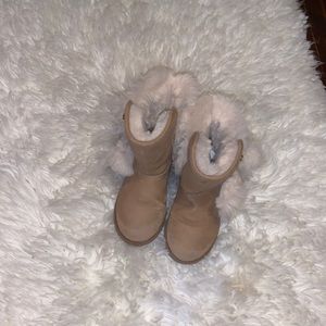 Nine West Toddler 10 winter/Fall boots fur